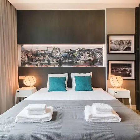 447 Gale Wifi, Parking