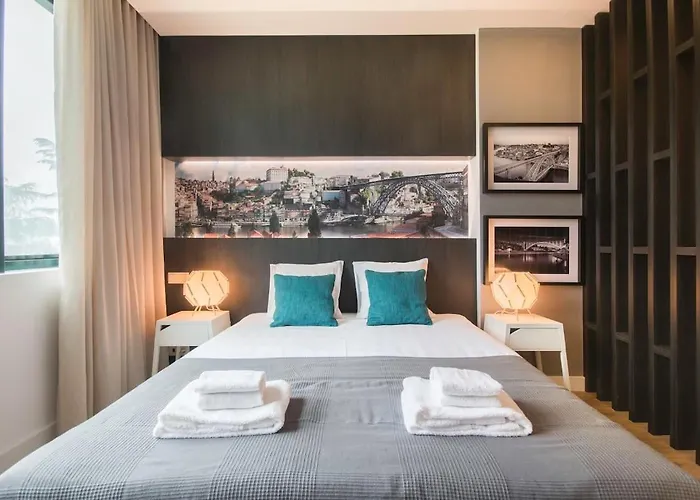 447 Gale Wifi, Parking