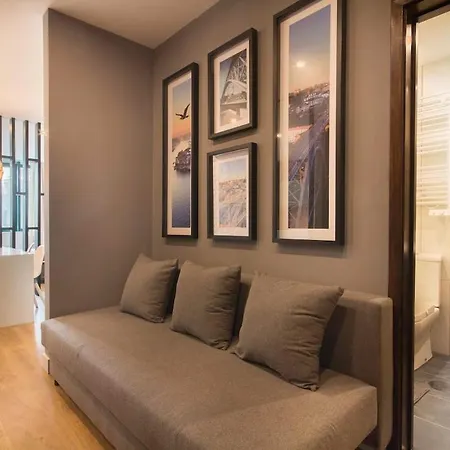 447 Gale Wifi, Parking * Porto